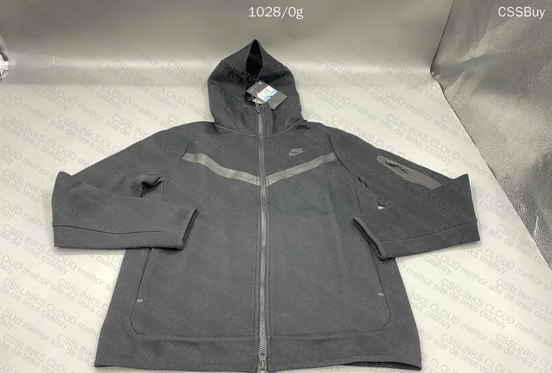 Nike Tech Fleece Set 8