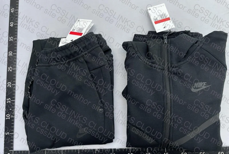 Conjunto Nike Tech fleece 3