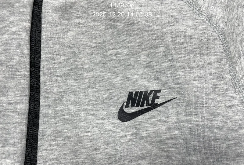 Conjunto Nike Tech Fleece