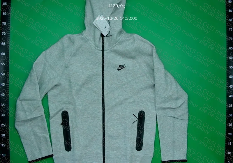 Conjunto Nike Tech Fleece 6