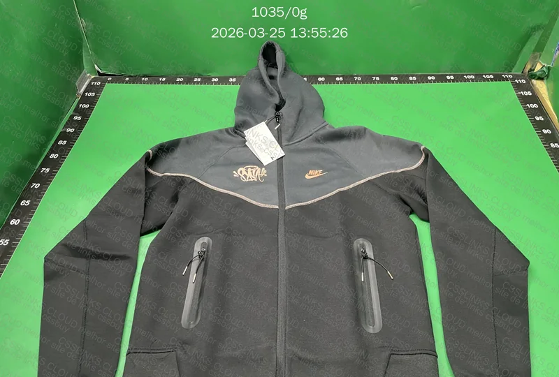 Conjunto Nike Tech Fleece 7