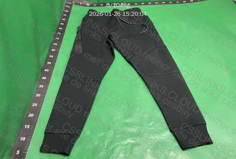 Conjunto Nike Tech Fleece Preto 3