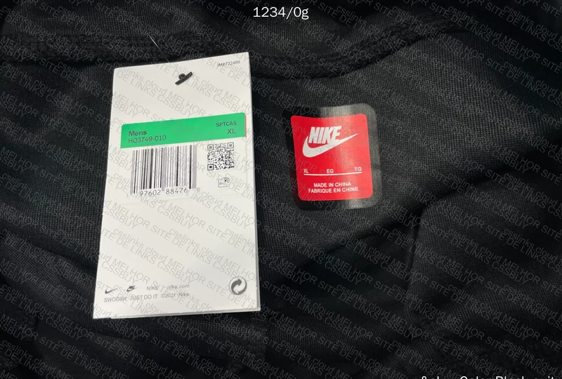 Nike Tech Syna World Set 10