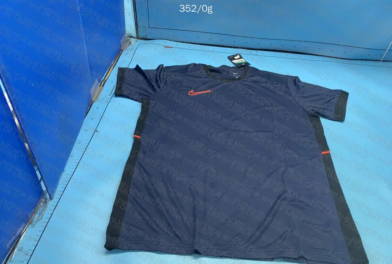 Nike Academy 25 Shorts and T-Shirt Set 2