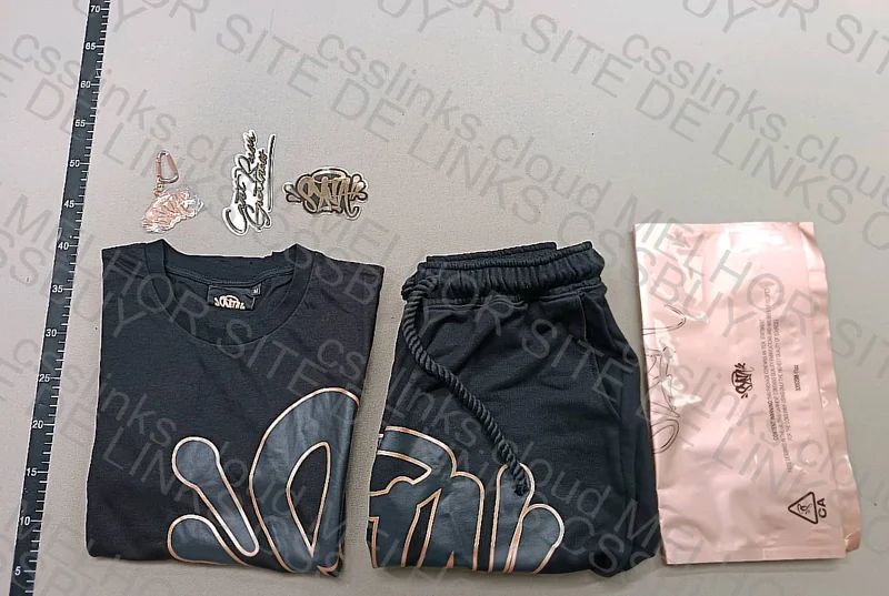 Syna World Rose Set 4