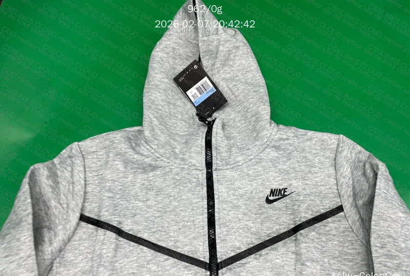 Conjunto Tech Fleece cinza 5