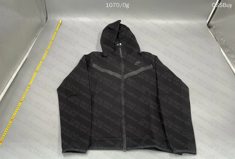 Black Tech Fleece Set 8