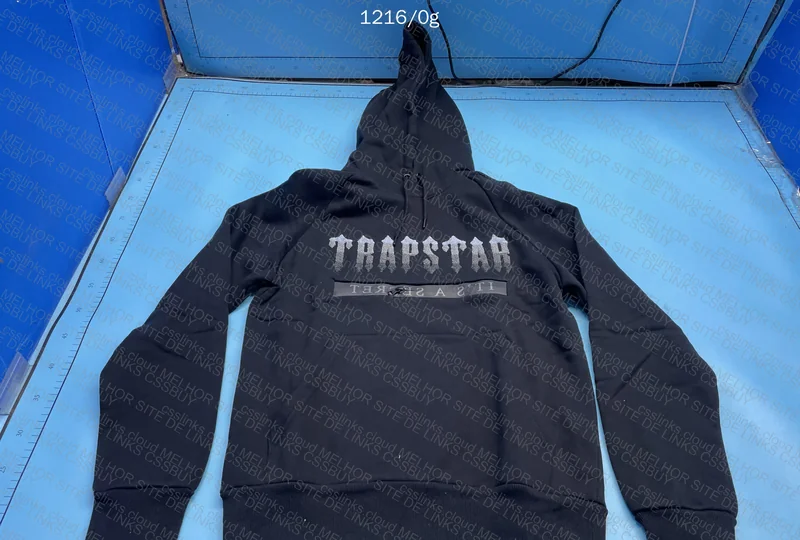 Trapstar Set with Measurements