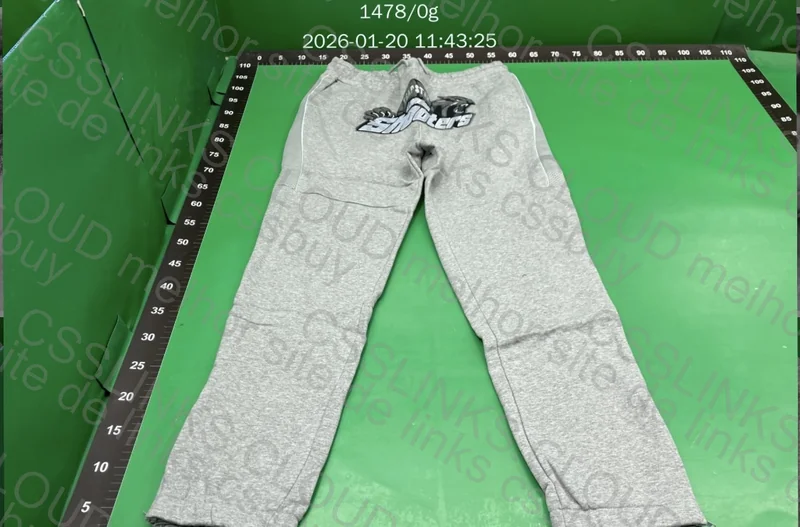 Conjunto trapstar (logo pequena?) 3