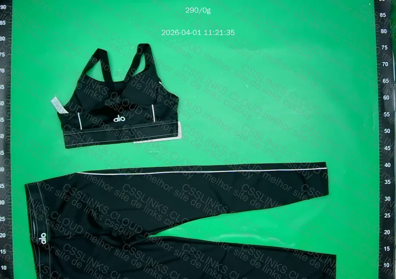 Conjuntos ALO yoga 4