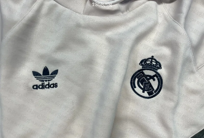 Conjuto Real Madrid 4