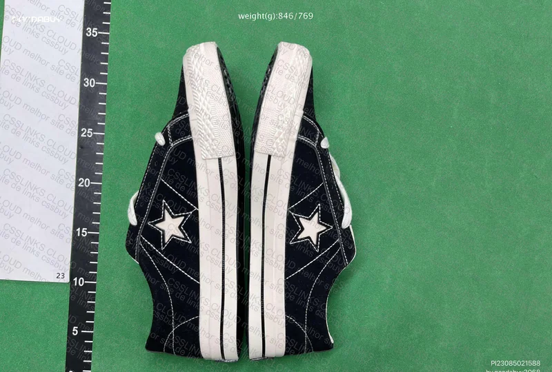 Converse One Star 4