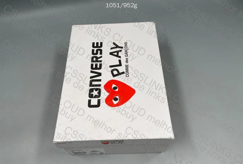 Converse x CDG PLAY