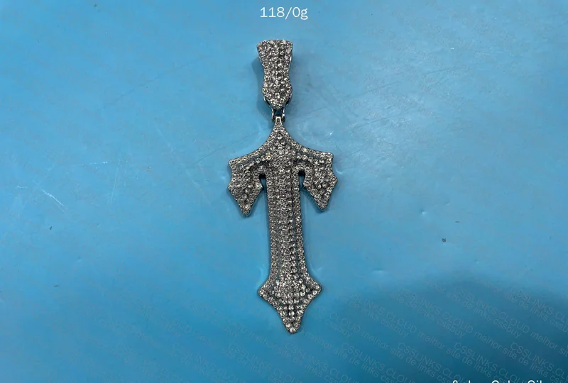 Chain with Pendant 2
