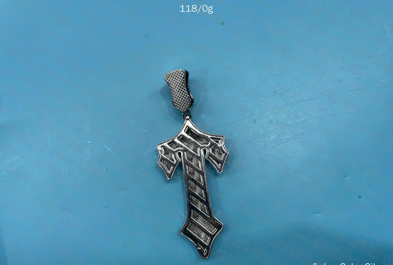 Chain with Pendant 4