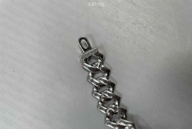 Studded Chain 3