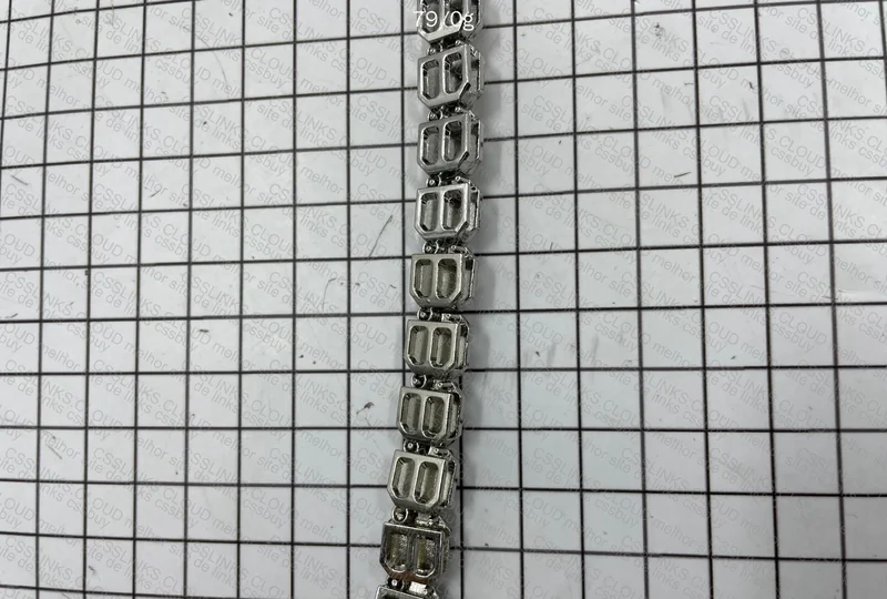 Studded Chain 3