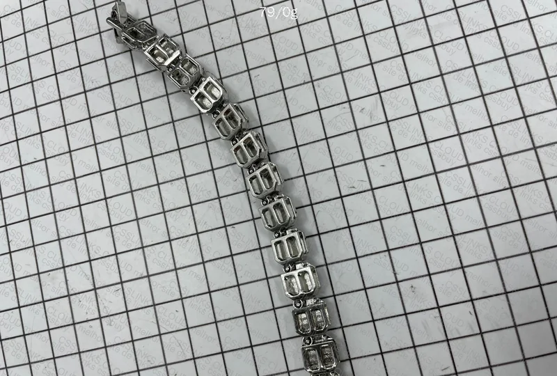 Studded Chain 4