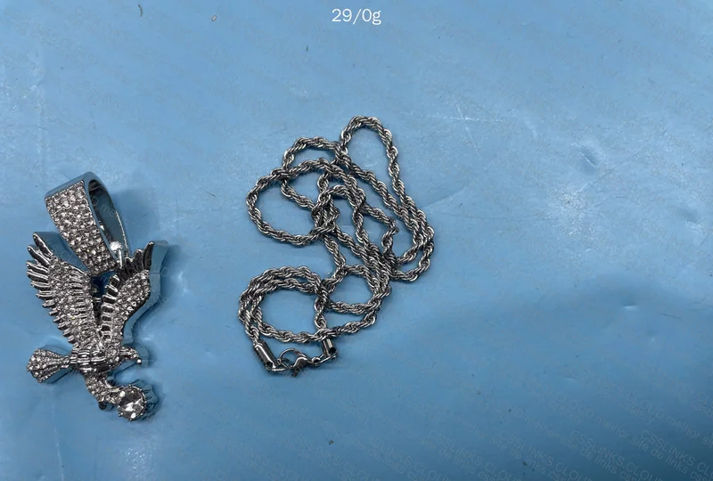 Chain + Pendant