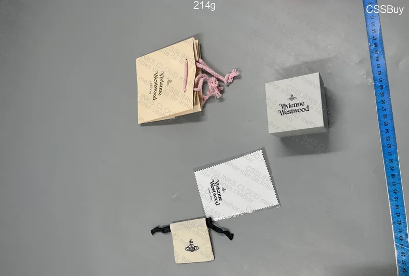 Vivienne Westwood Chain 2