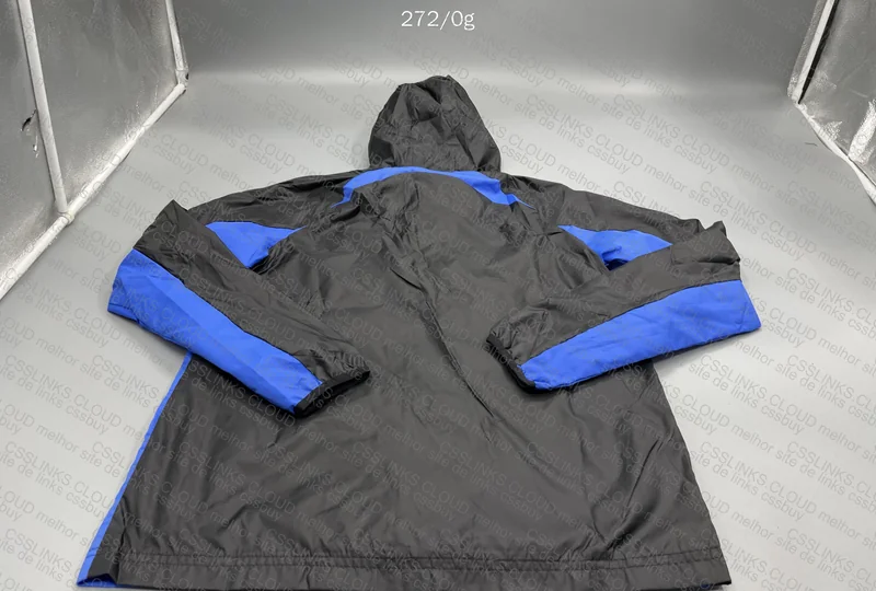 Windbreaker 4