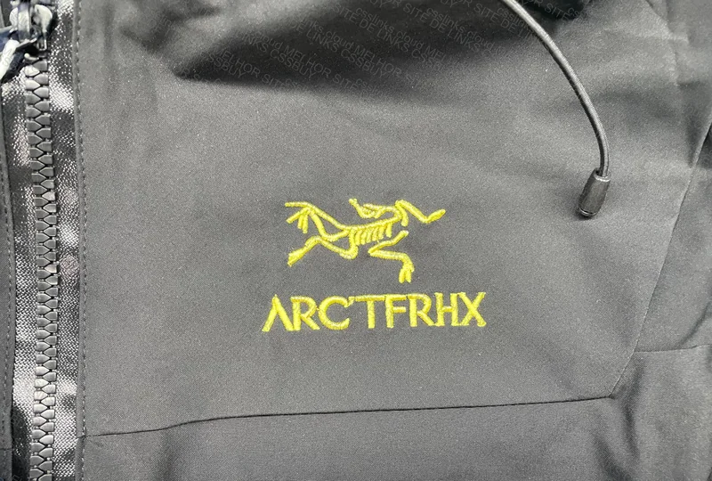 Arc'teryx Windbreaker 2