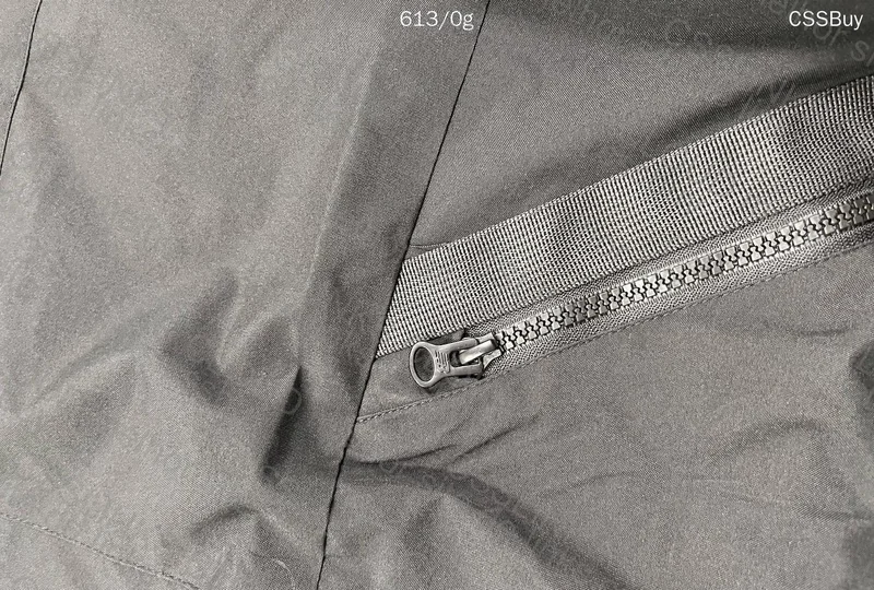 New Balance Windbreaker 130Y 4