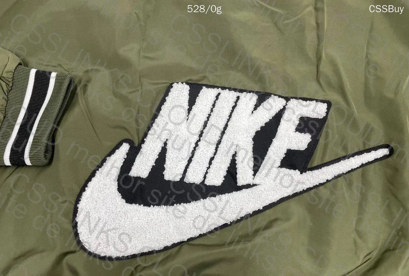 Nike Windbreaker 4