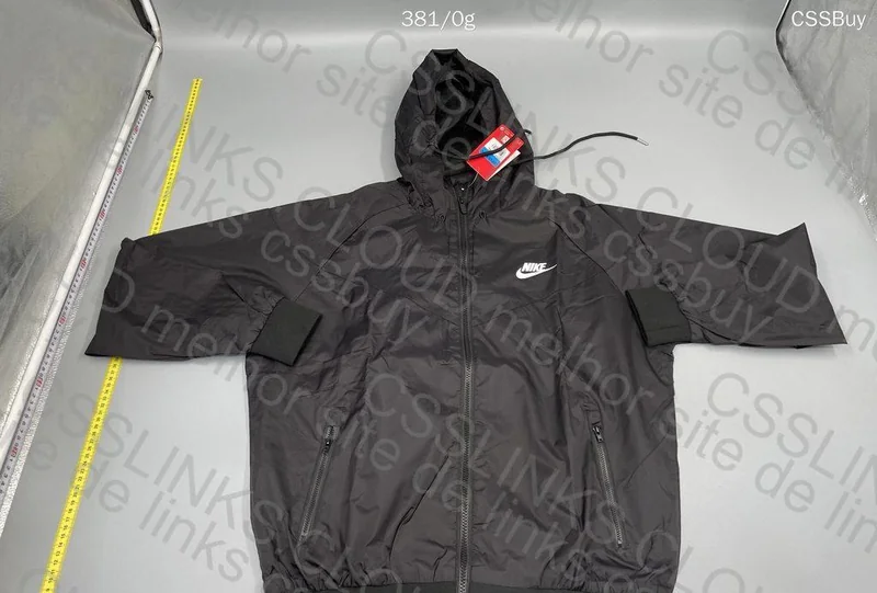 Nike Windbreaker 10