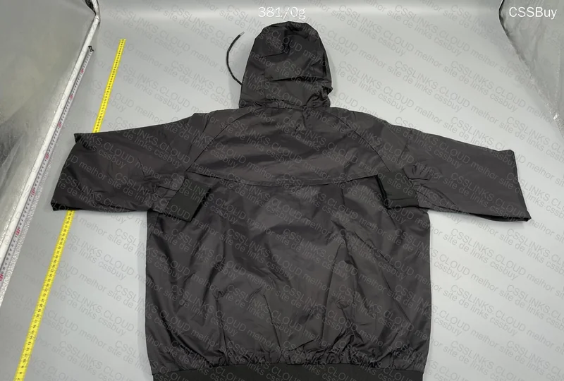 Nike Windbreaker 5