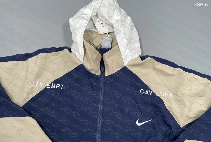 Nike Windbreaker 10