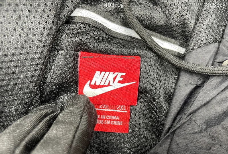 Nike Windbreaker 3