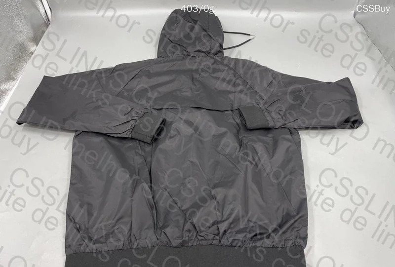 Nike Windbreaker 5