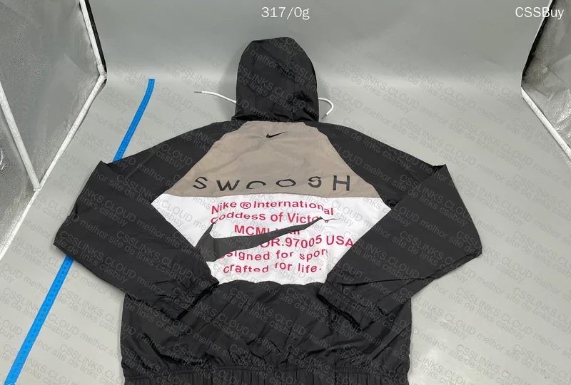 Nike Windbreaker 4
