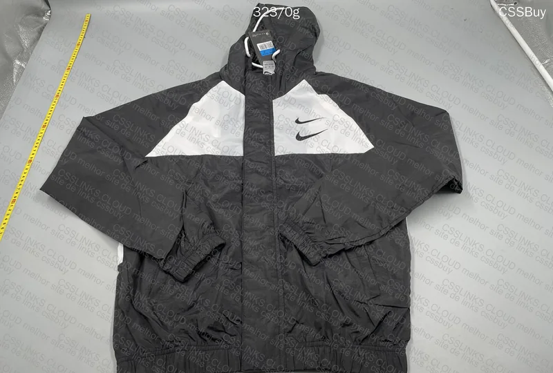 Nike Windbreaker 2