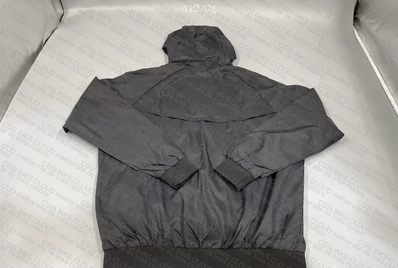 Nike Windbreaker 5