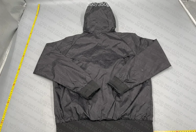 Nike Windbreaker 4