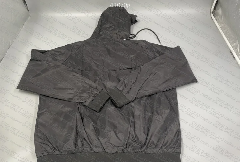 Nike Windbreaker 3