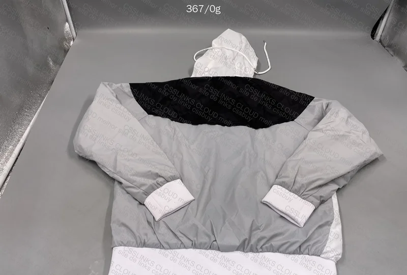 Nike Windbreaker 3