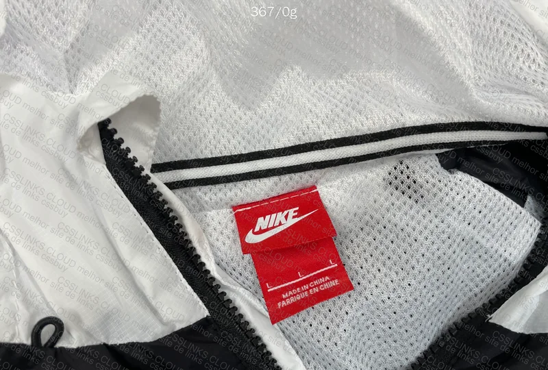 Nike Windbreaker 8
