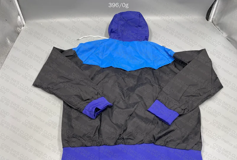 Nike Windbreaker 3