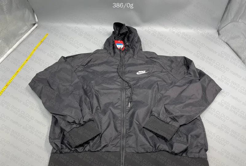 Nike Windbreaker 5