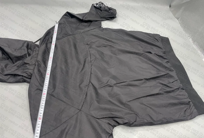 Nike Windbreaker 4