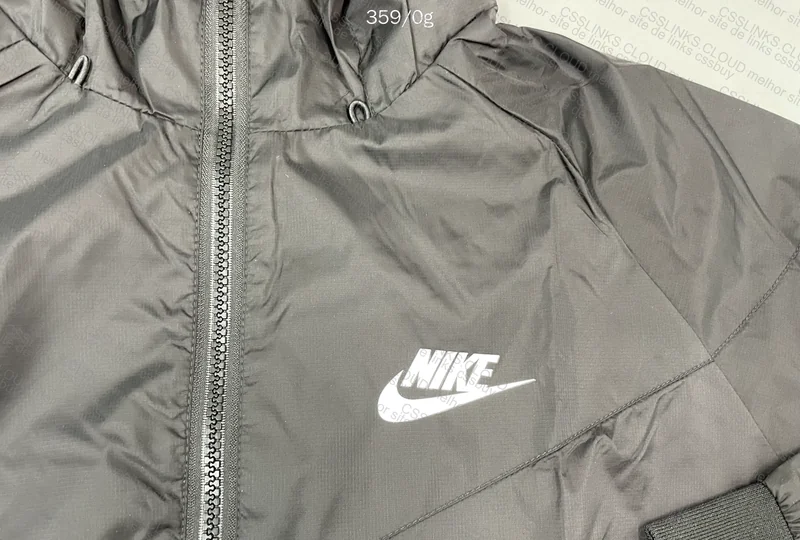 Nike Windbreaker 3