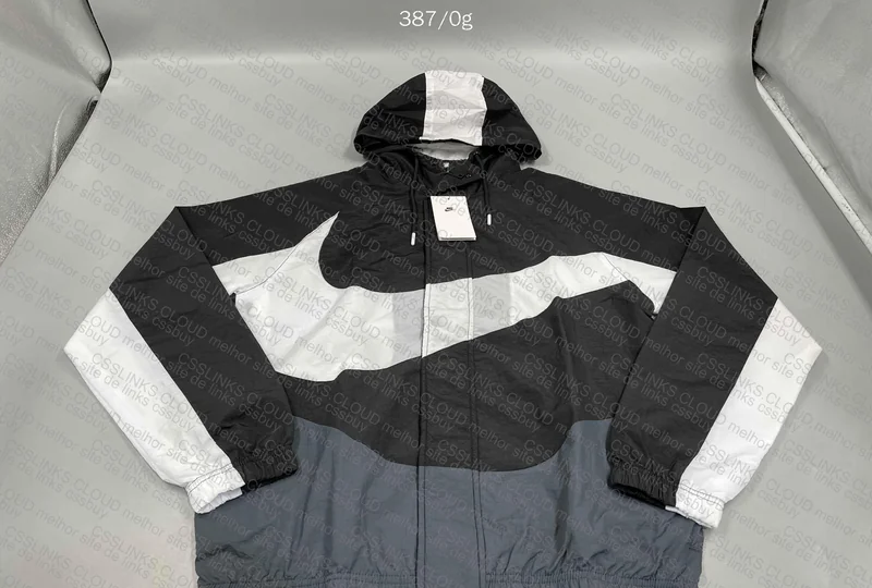 Nike Windbreaker 4