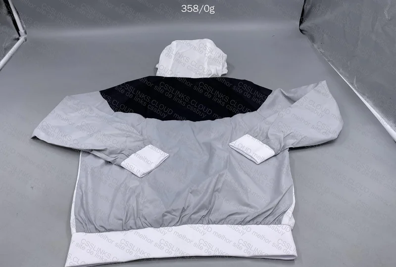 Nike Windbreaker 5