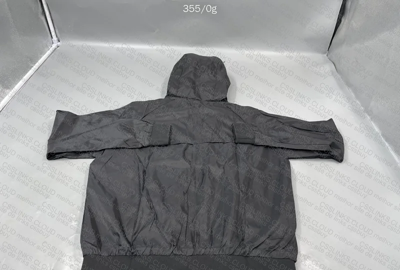 Nike Windbreaker 5
