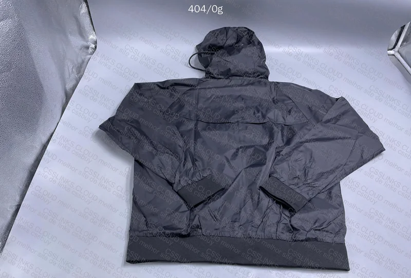 Nike Windbreaker 4