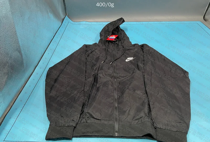 Nike Windbreaker 4