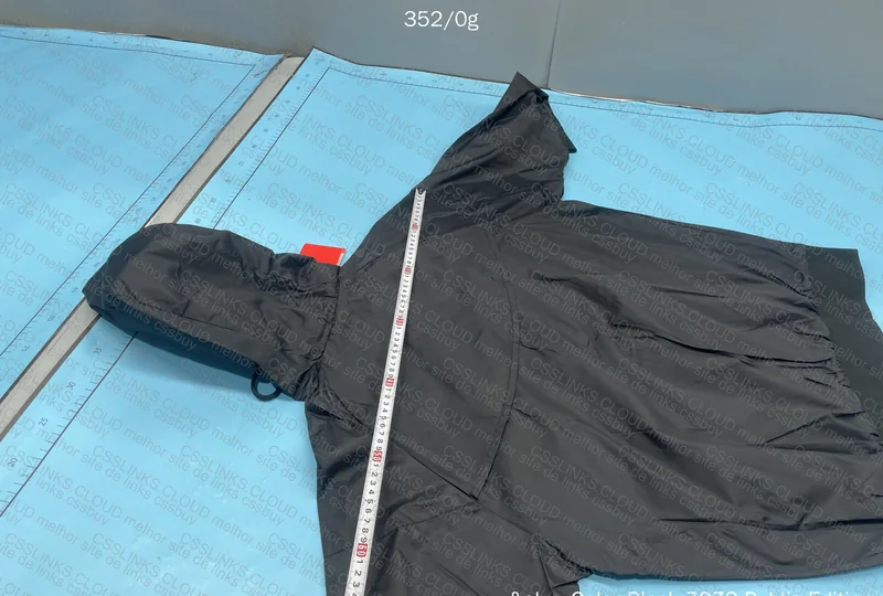 Nike Windbreaker 5